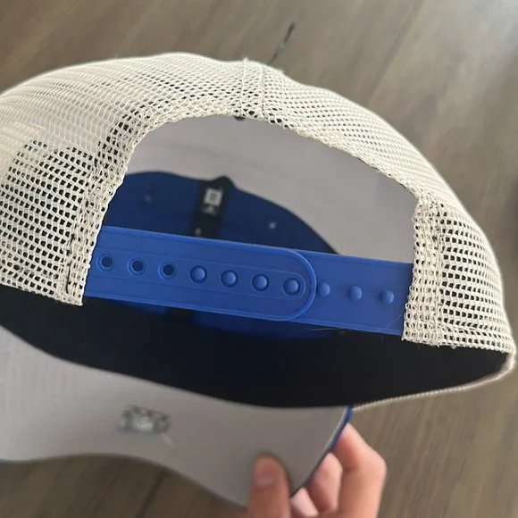 Men’s vintage Broncos hat - Picture 3 of 5